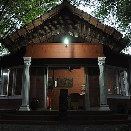 Sunbird Garden Resort Krishnagiri Habitación foto